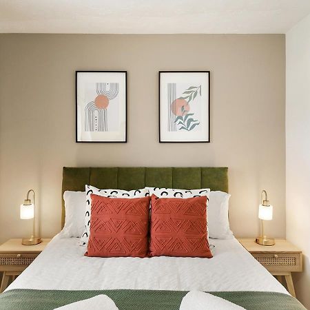 East London House Near Tube With Parking 빌라 외부 사진