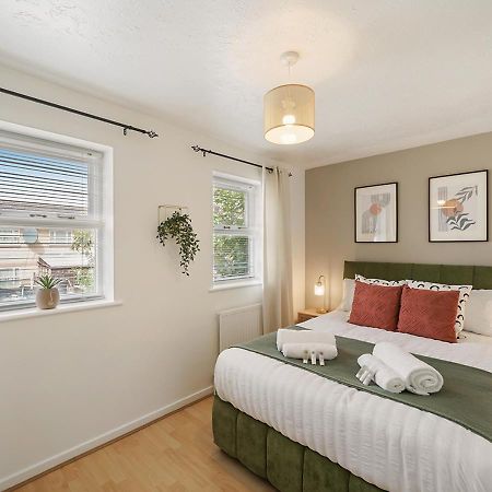 East London House Near Tube With Parking 빌라 외부 사진