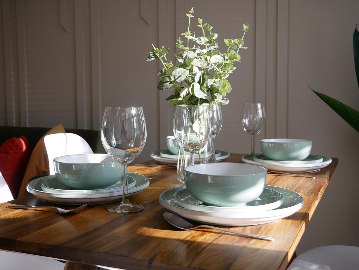 East London House Near Tube With Parking 빌라 외부 사진