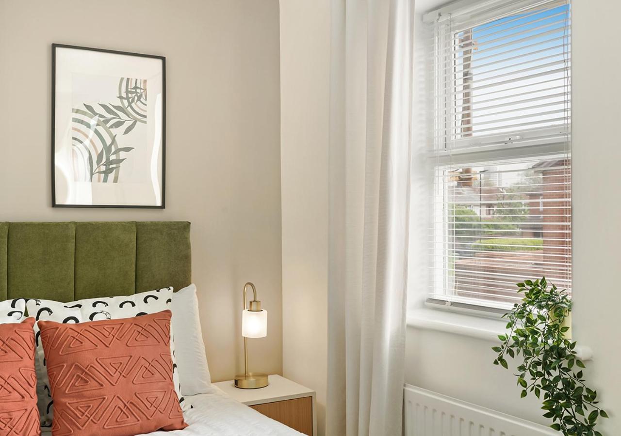 East London House Near Tube With Parking 빌라 외부 사진